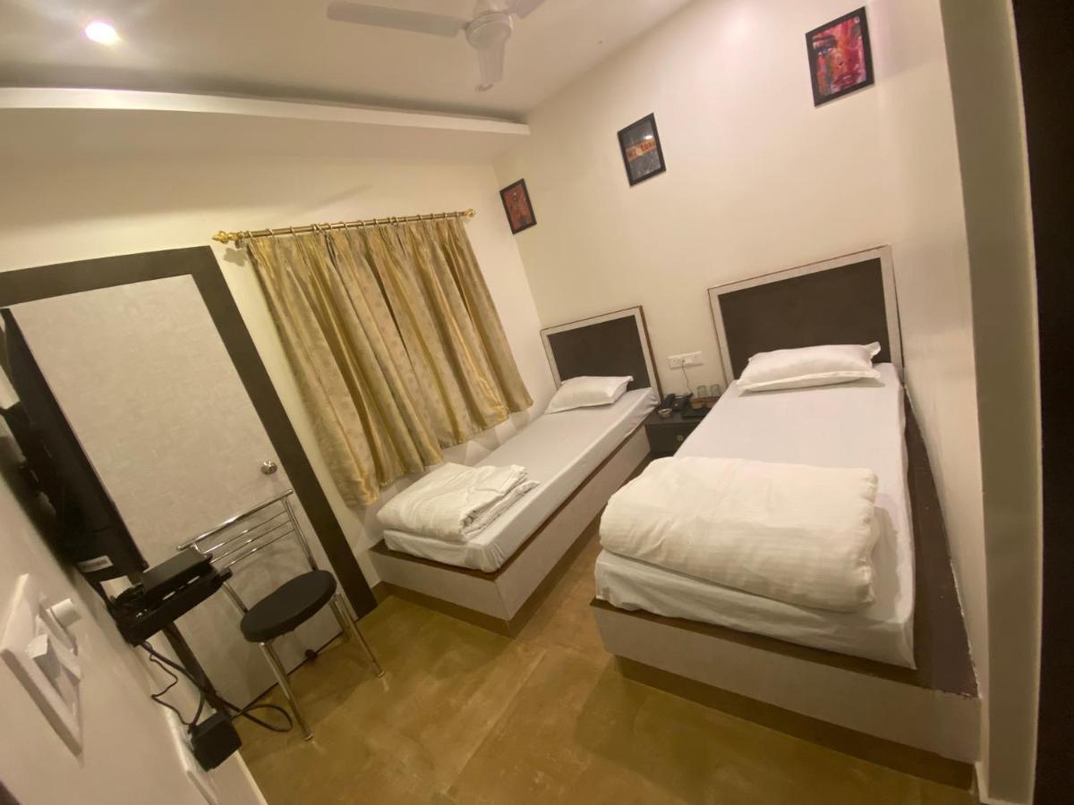 Hotel Abode Шиллонг Екстер'єр фото