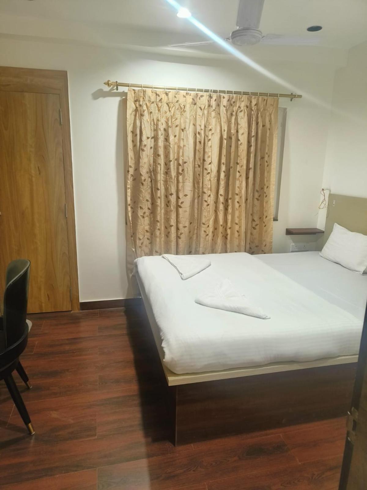 Hotel Abode Шиллонг Екстер'єр фото