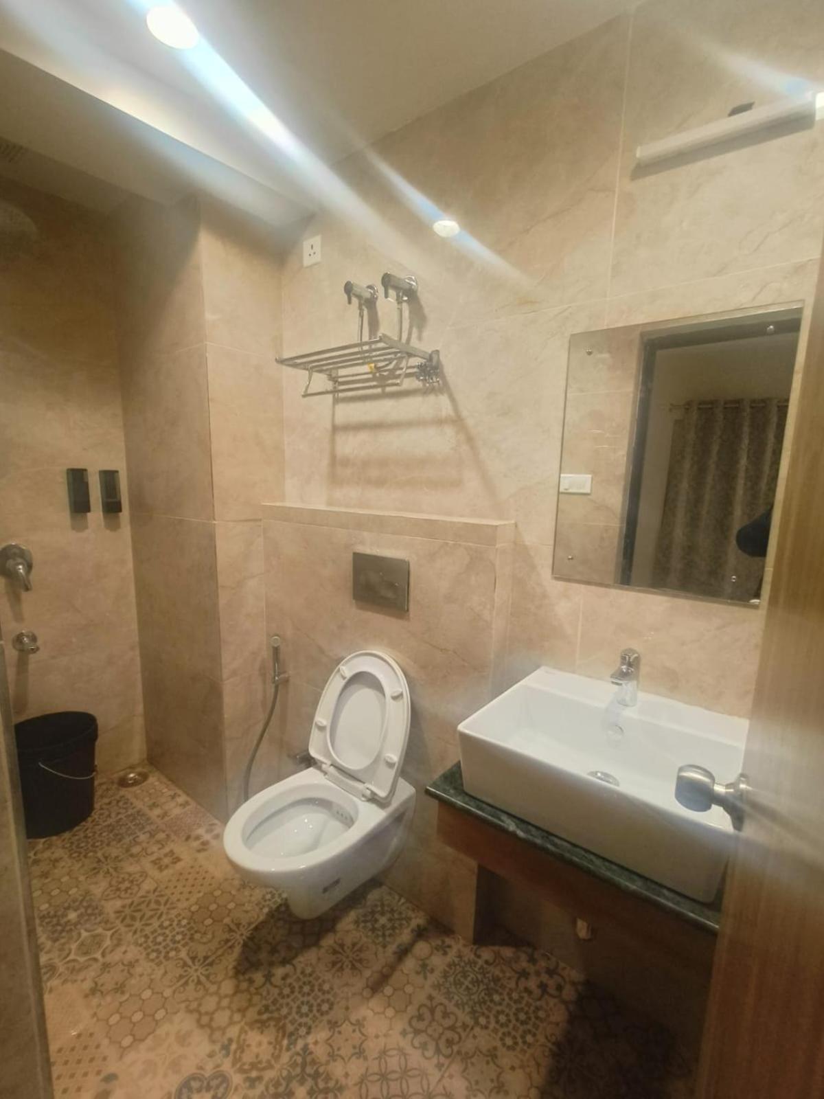 Hotel Abode Шиллонг Екстер'єр фото