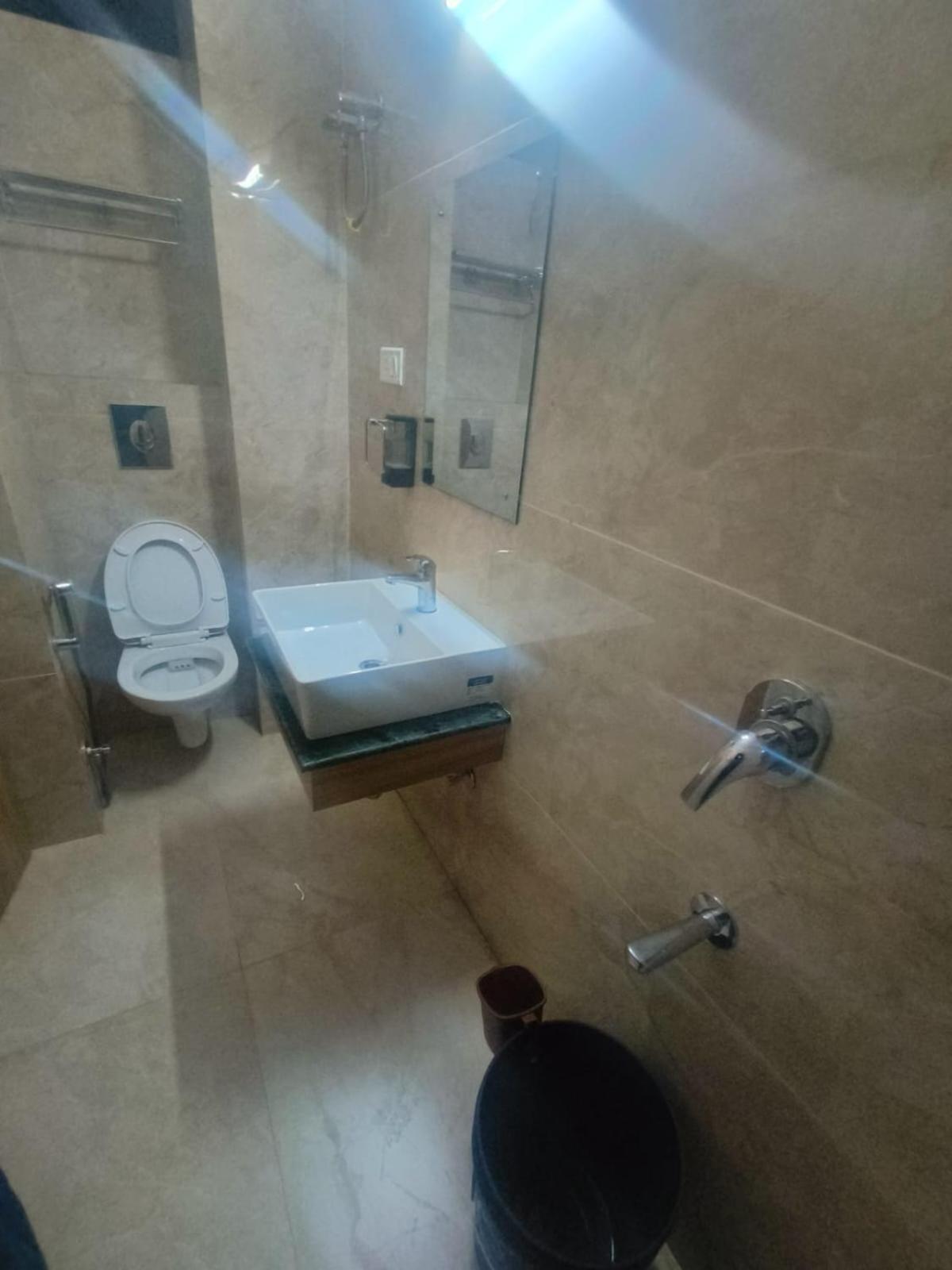 Hotel Abode Шиллонг Екстер'єр фото
